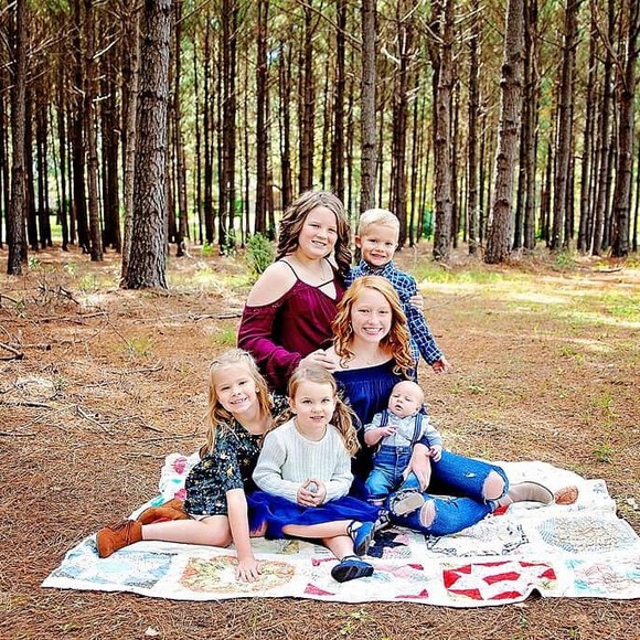 Meet your Posher, Betsy - Picture 1 of 1